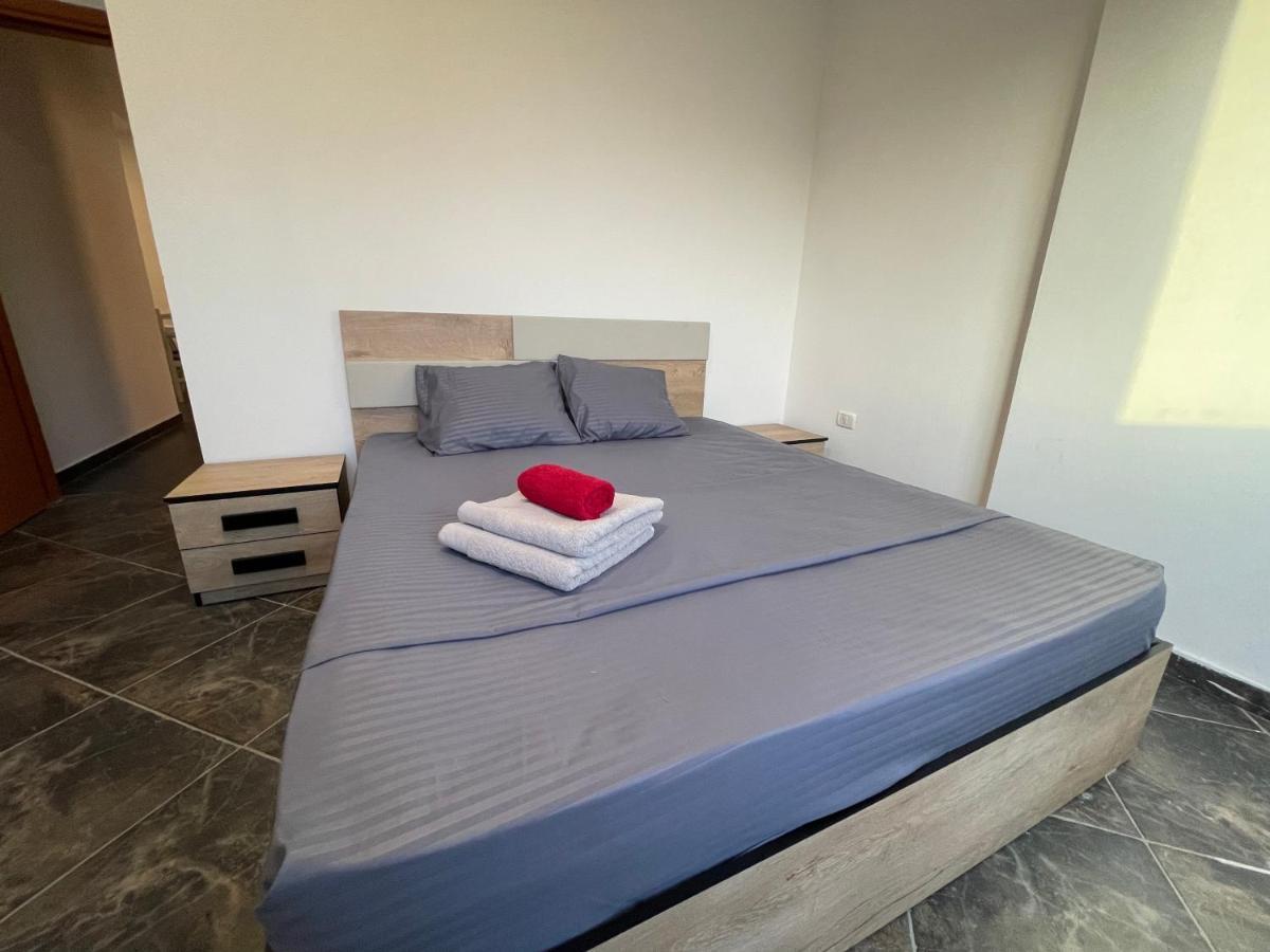 Apartments Big Family Дуррес Екстер'єр фото