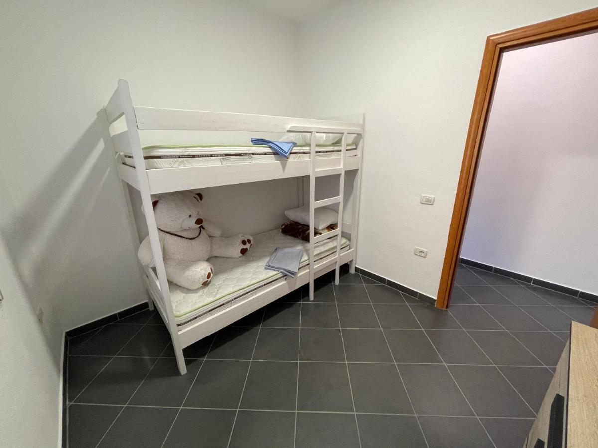 Apartments Big Family Дуррес Екстер'єр фото